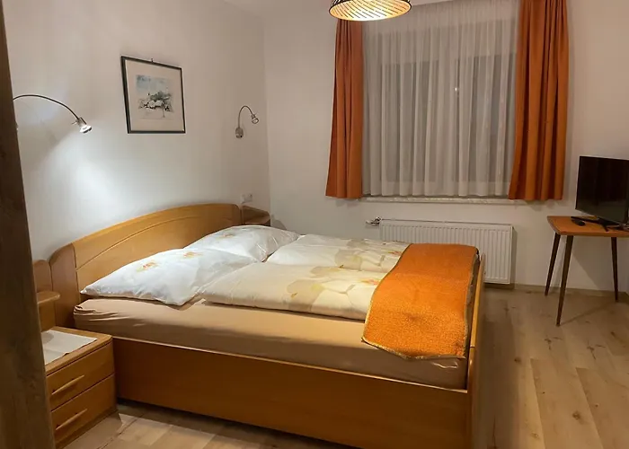 Ferienwohnungen Rasinger